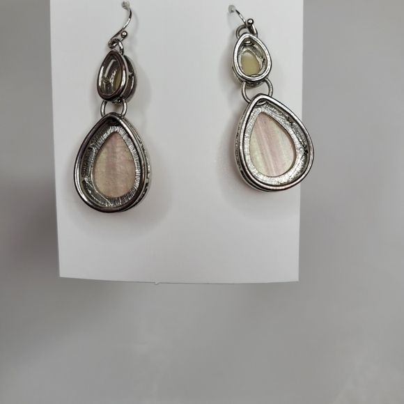 Blush Pink and Yellow Tear Drop Pear Dangle Iridescent Pierced Hook Earrings - Picture 5 of 6